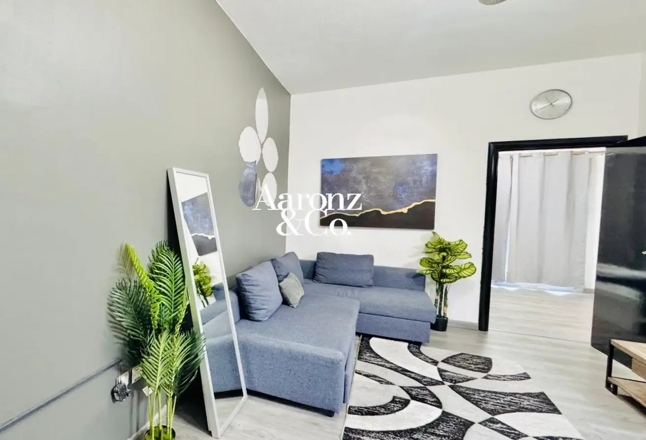 Vacant | Chiller Free | Fully Furnished | Upgraded