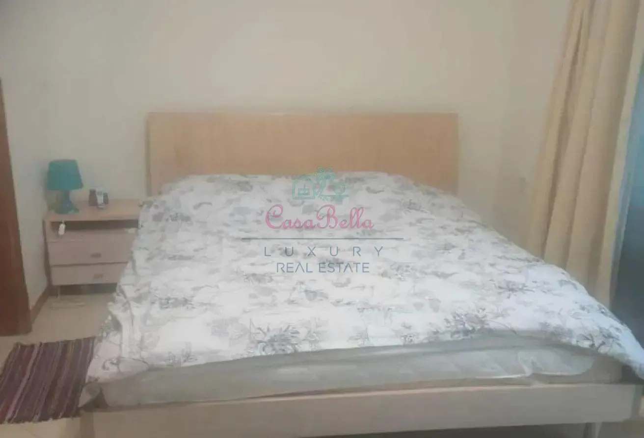 Chiller and Gas Free-Cheapest-Near Metro and Tram