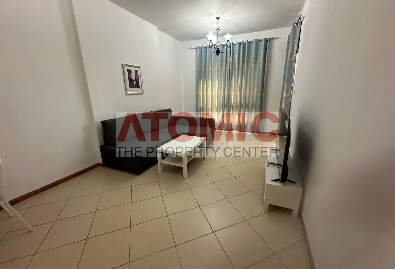 CHILLER FREE | FULLY FURNISHED | NEAR MTRO & BEACH