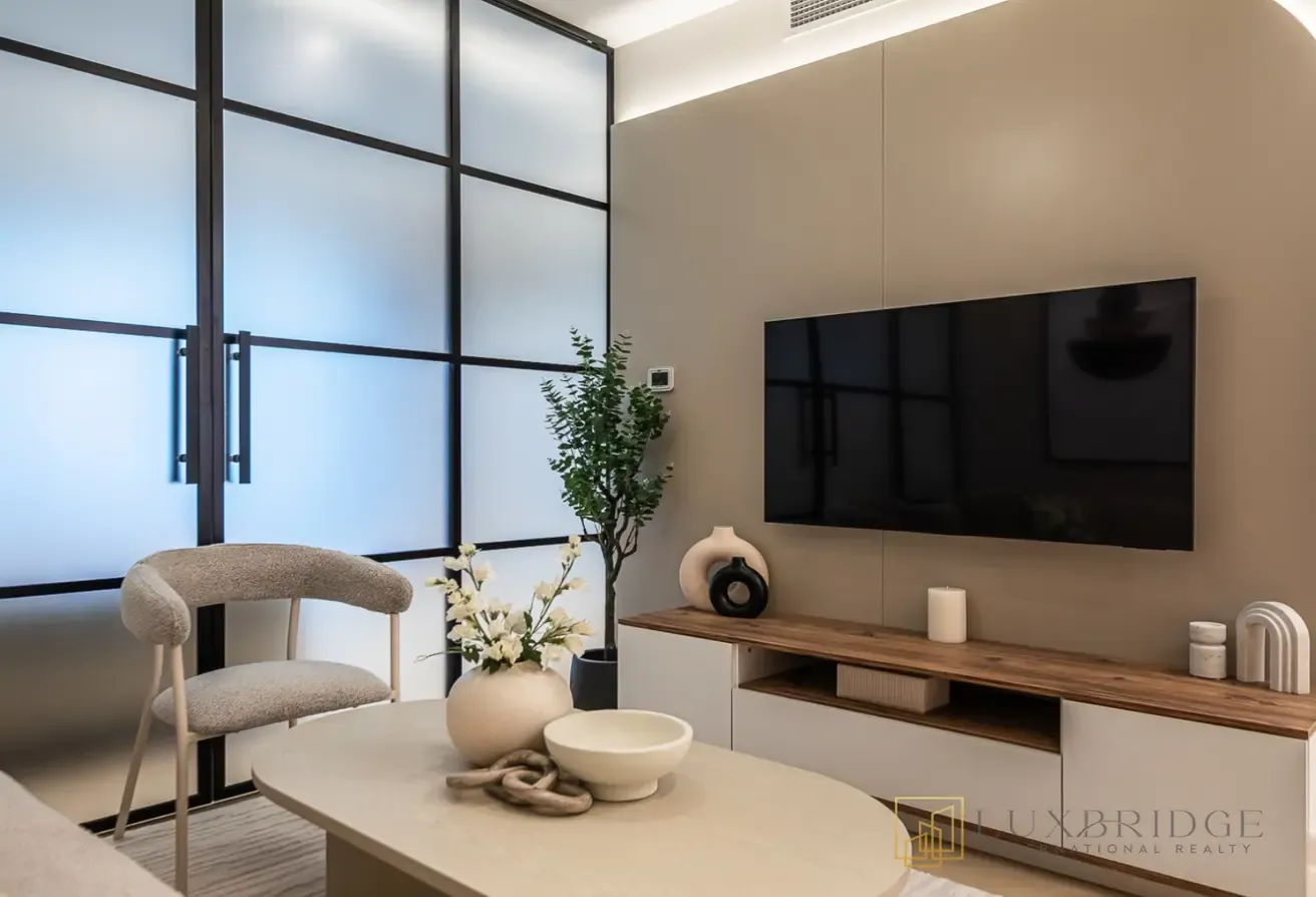 Vacant | Fully Furnished | Upgraded
