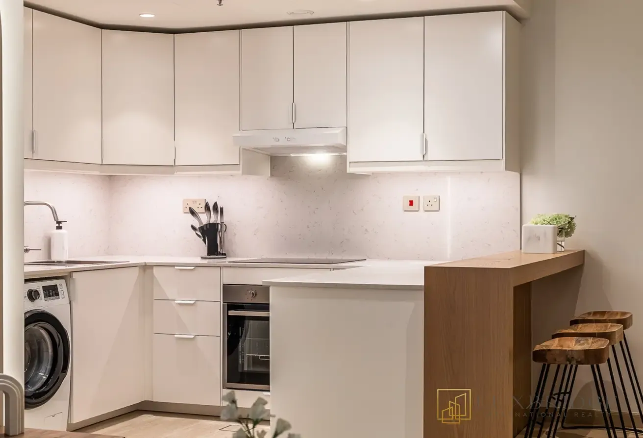 Vacant | Fully Furnished | Upgraded