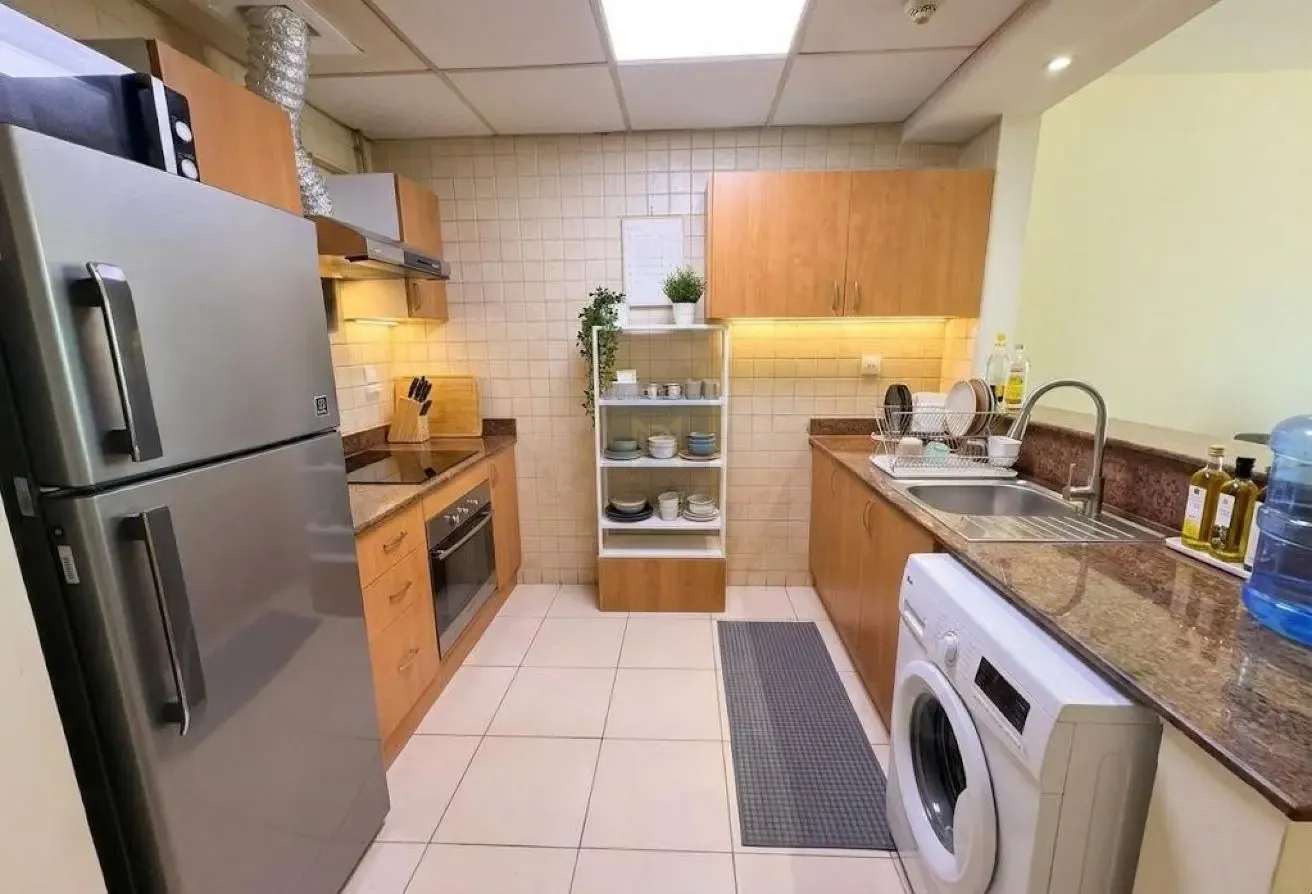 FURNISHED | SPACIOUS 1 BEDROOM | MARINA DIAMOND 2