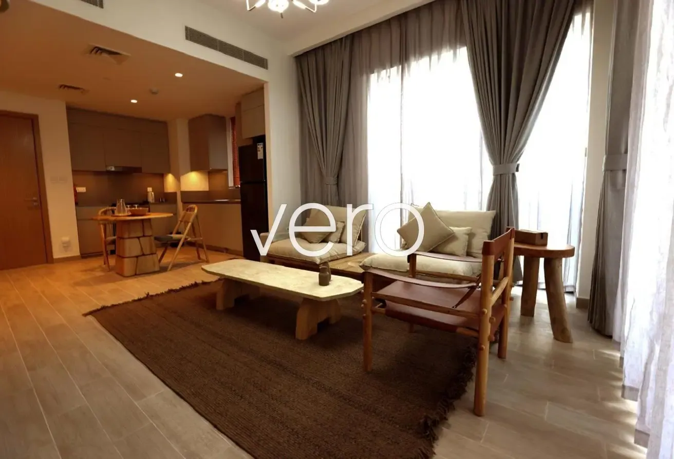 Modern Unit | Lagoon Access | Ready To Move