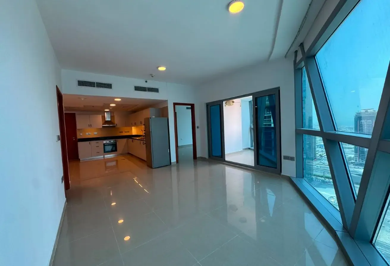 Fully Refurbished | DIFC l High Floor !!!