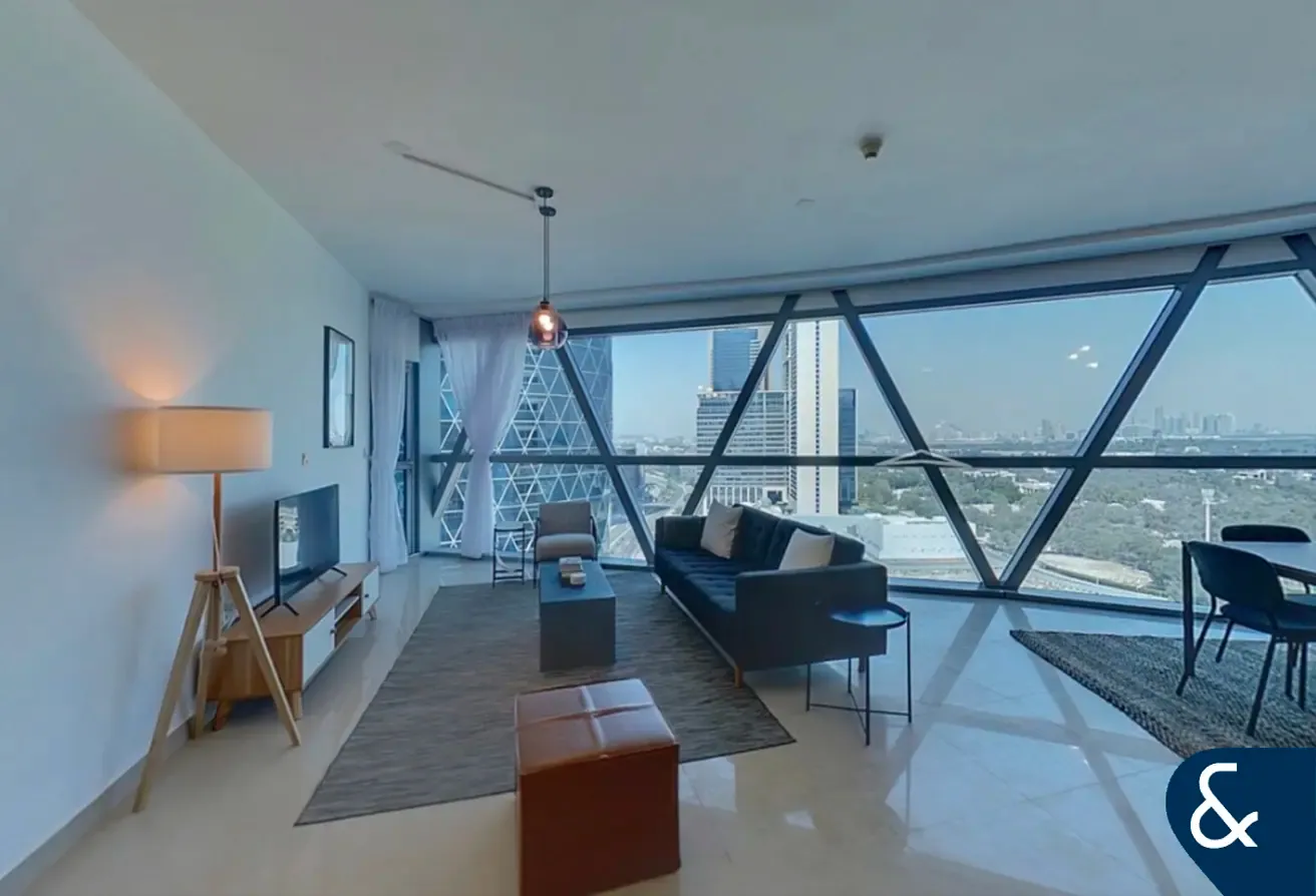 2 Bed Plus Maid | Large Layout | Zaabeel View
