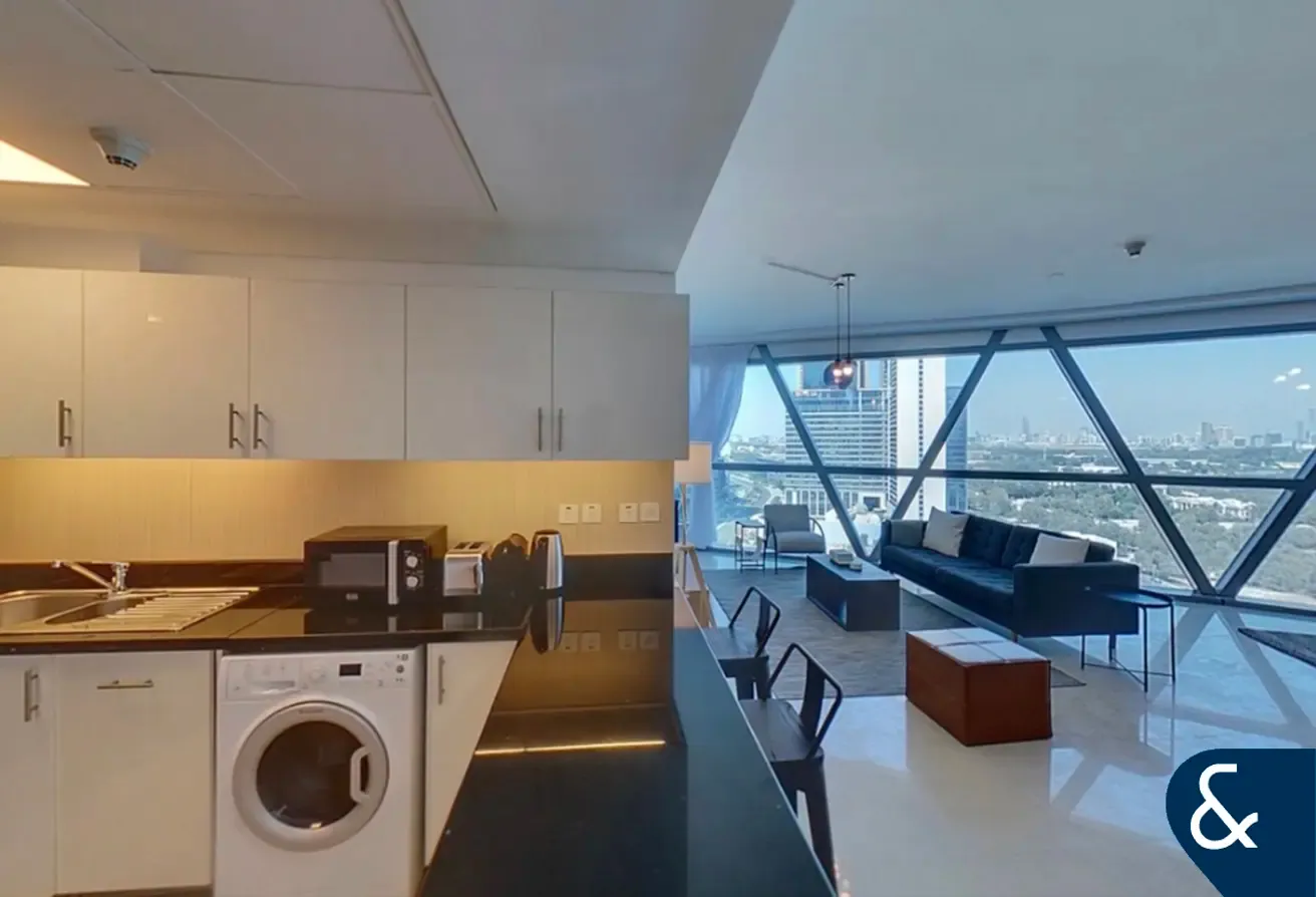 2 Bed Plus Maid | Large Layout | Zaabeel View