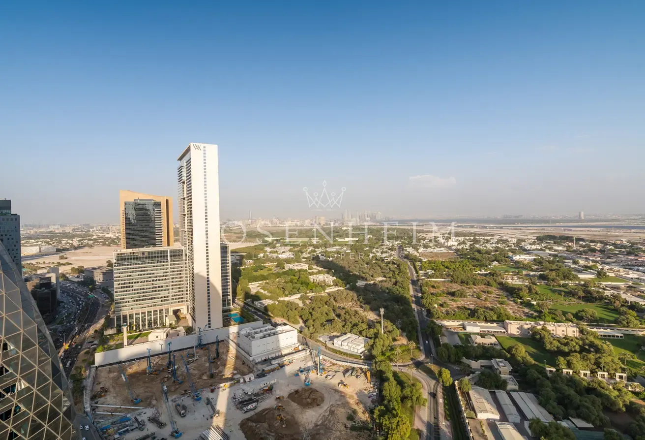 Luxury Renovated  | Vacant | DIFC Life | Furnished