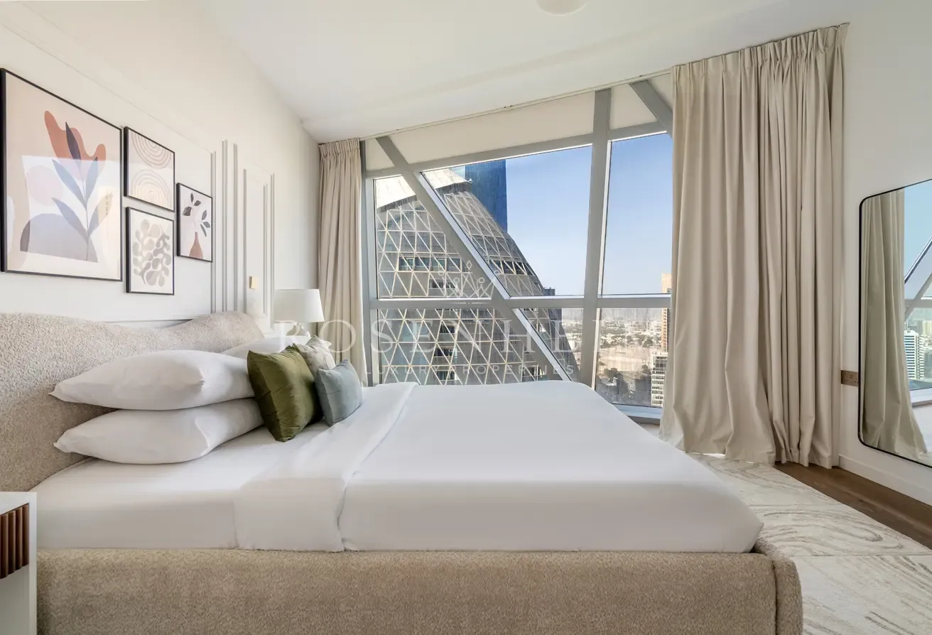Luxury Renovated  | Vacant | DIFC Life | Furnished
