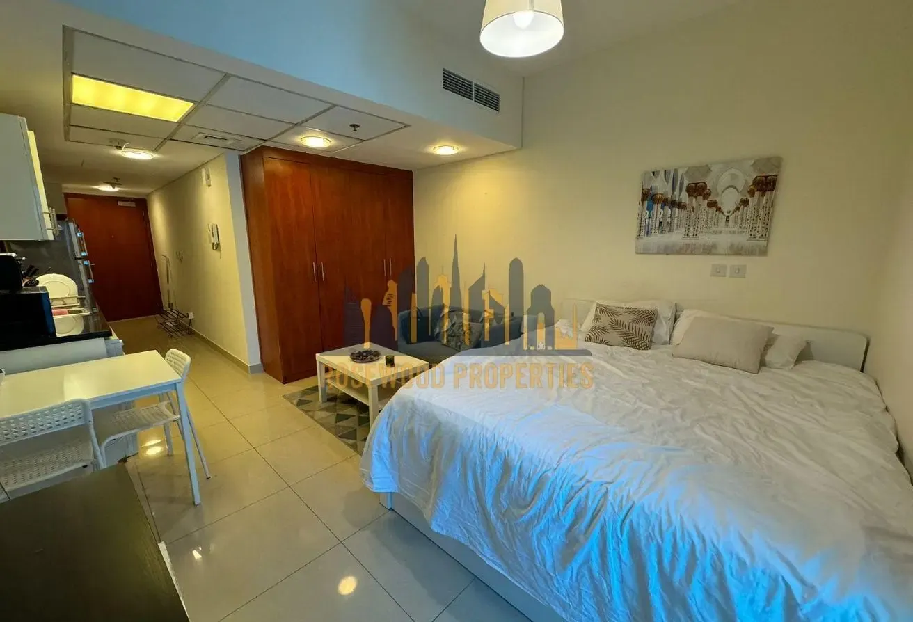 FULLY FURNISHED | WELL MAINTAINED | NO PARKING