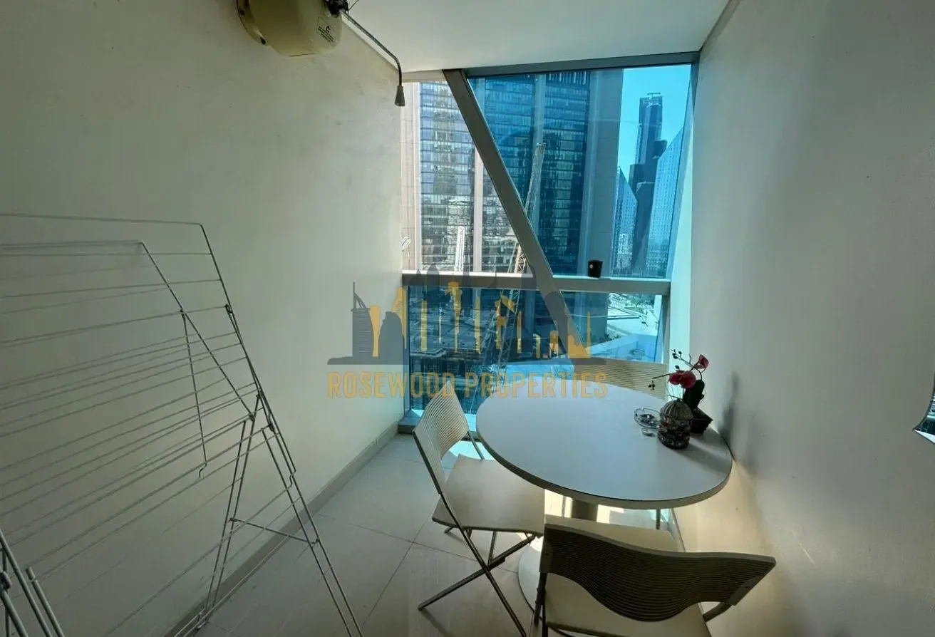 FULLY FURNISHED | WELL MAINTAINED | NO PARKING