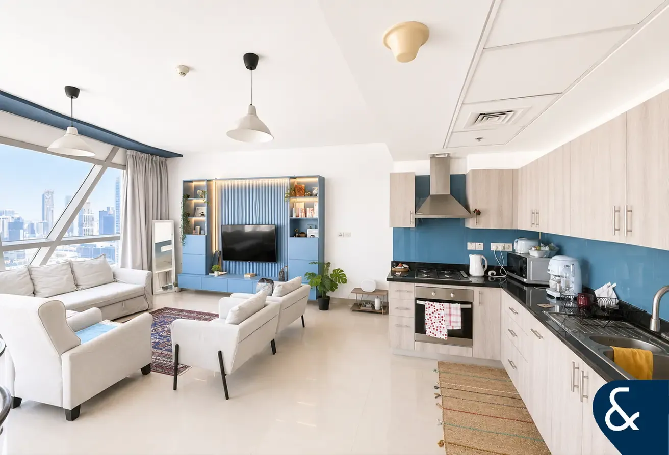One Bedroom | Balcony | Upgraded | Vacant