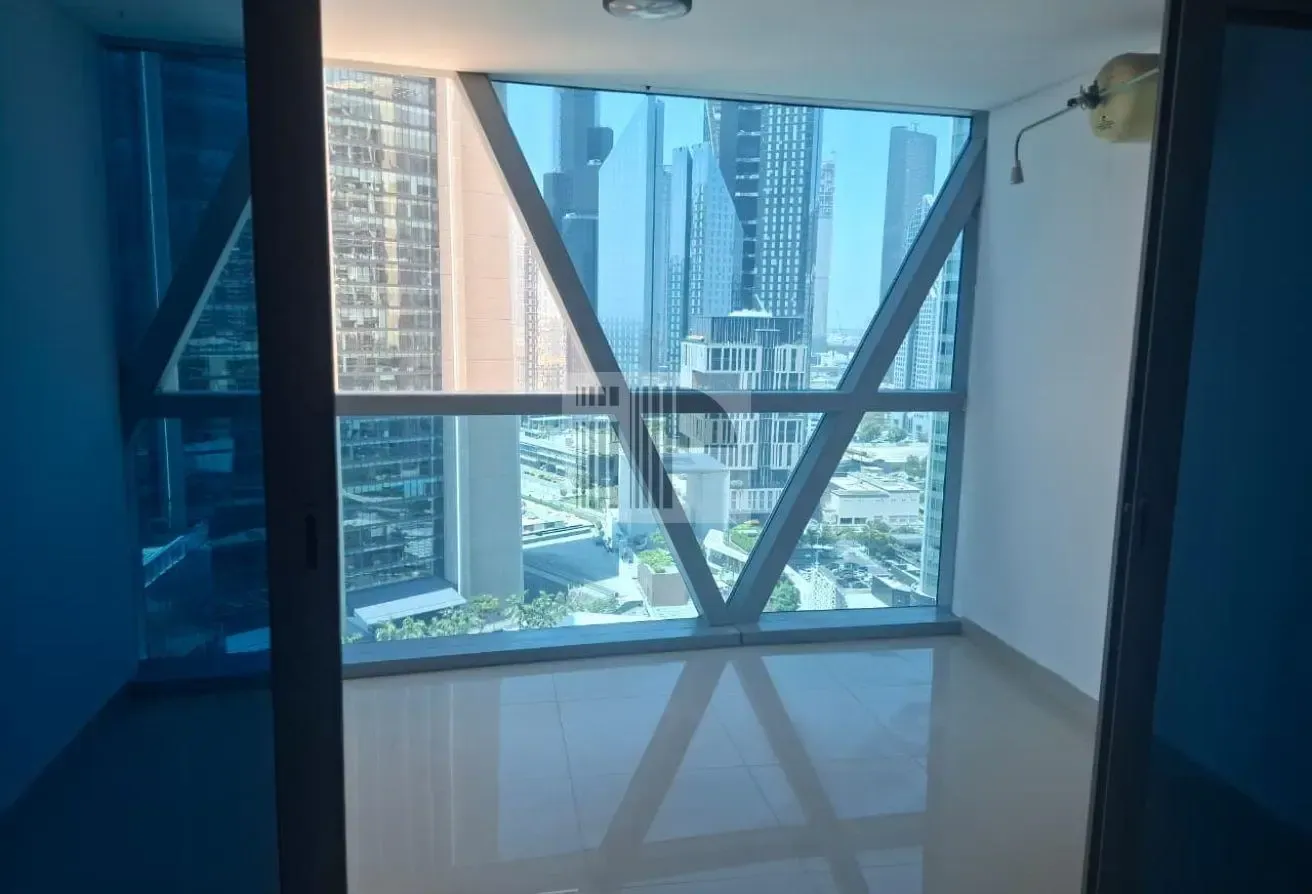 One Bedroom Apartment | Mid Floor | Tower B