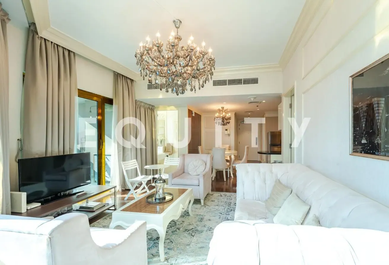 Vacant | Gate Avenue Access | Spacious
