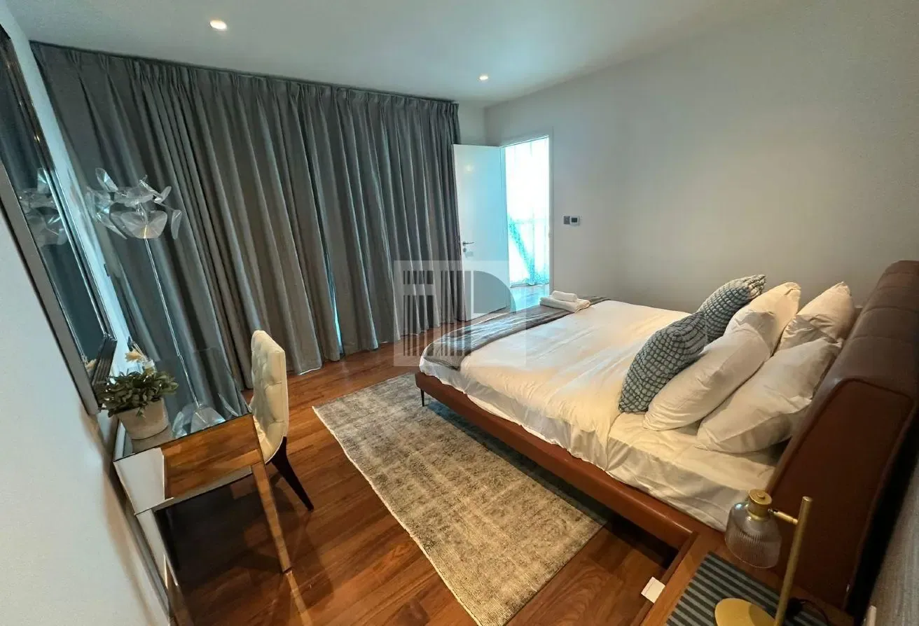 Fully Furnished Deluxe 2BR Apartment for Rent