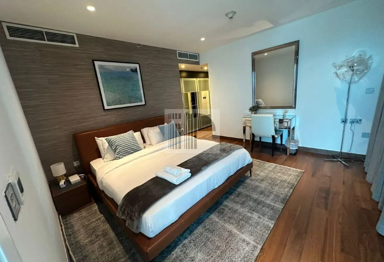 Fully Furnished Deluxe 2BR Apartment for Rent