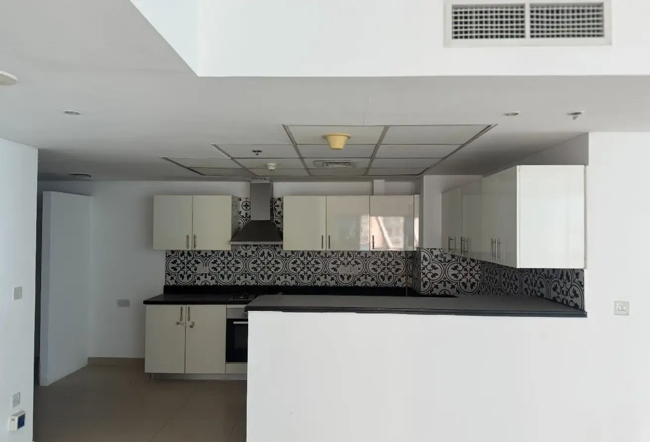 NEW TO MARKET | VACANT | ZAABEEL VIEW