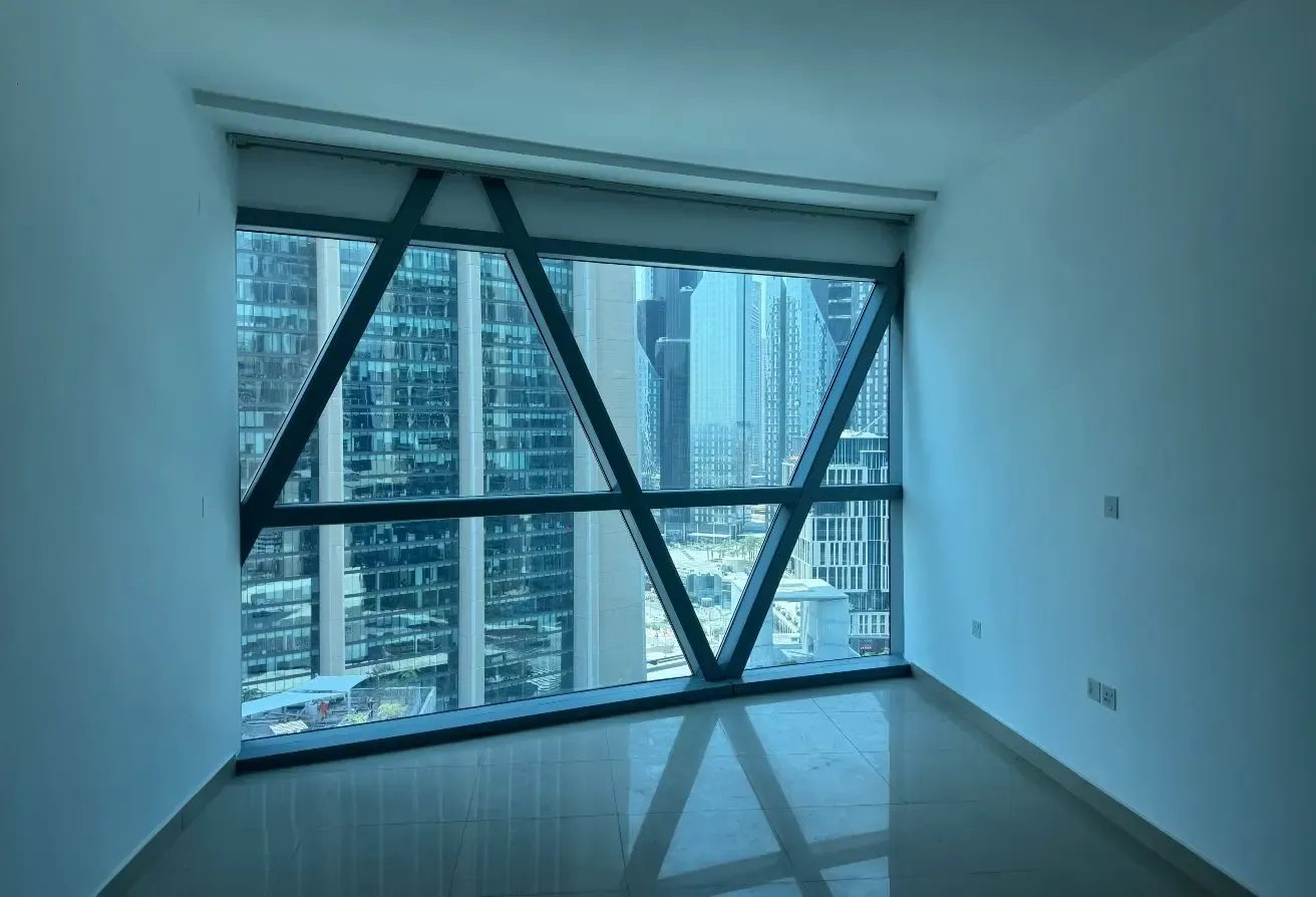 NEW TO MARKET | VACANT | ZAABEEL VIEW
