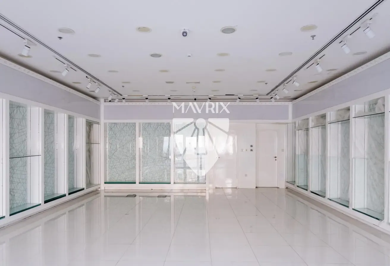 Below OP | Investor deal | Full Canal View