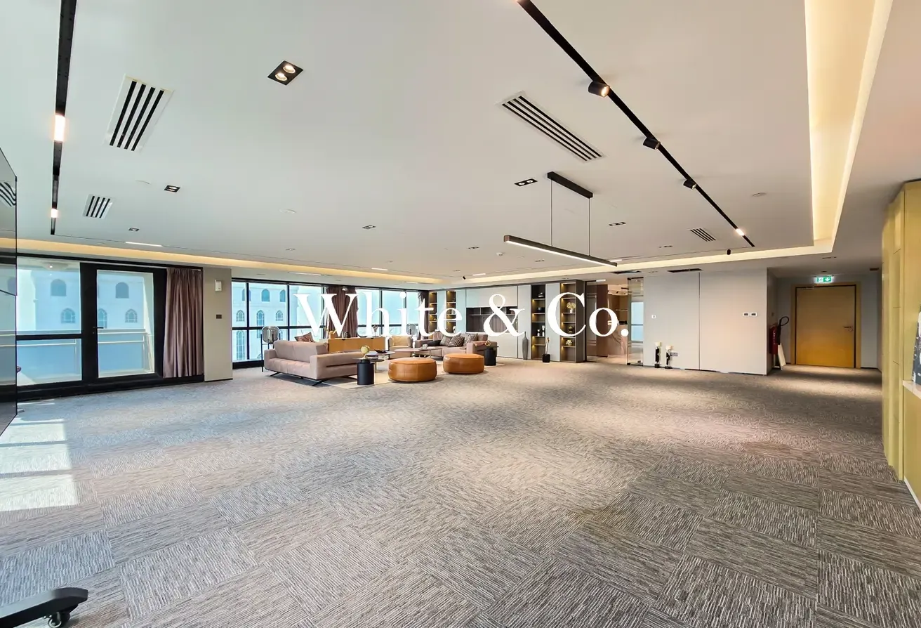 Vacant Now | Full Floor | Panoramic Views