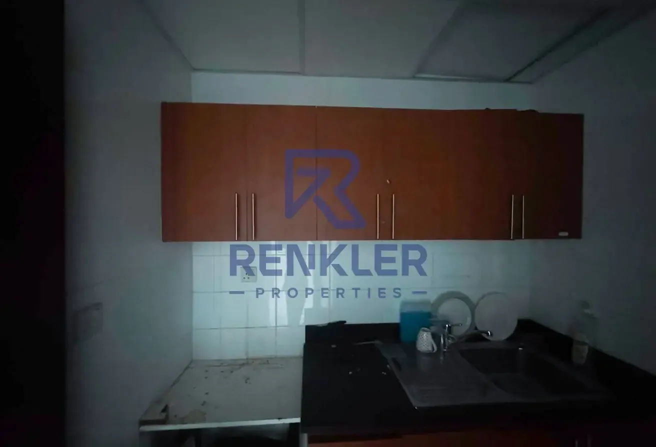 Furnished | Partitioned | Vacant | Grade A