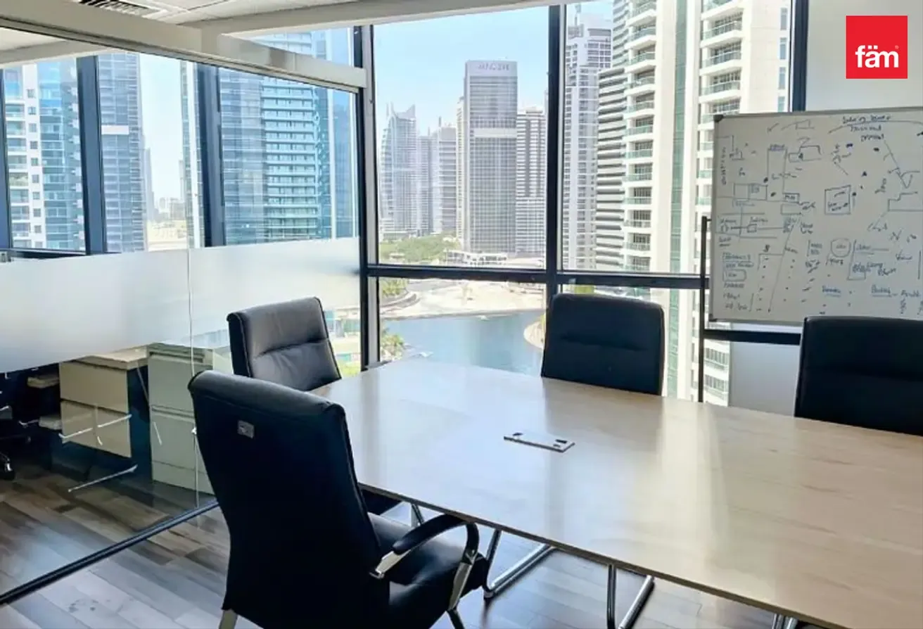 Luxury Fitted | Open Layout | Commercial Expert