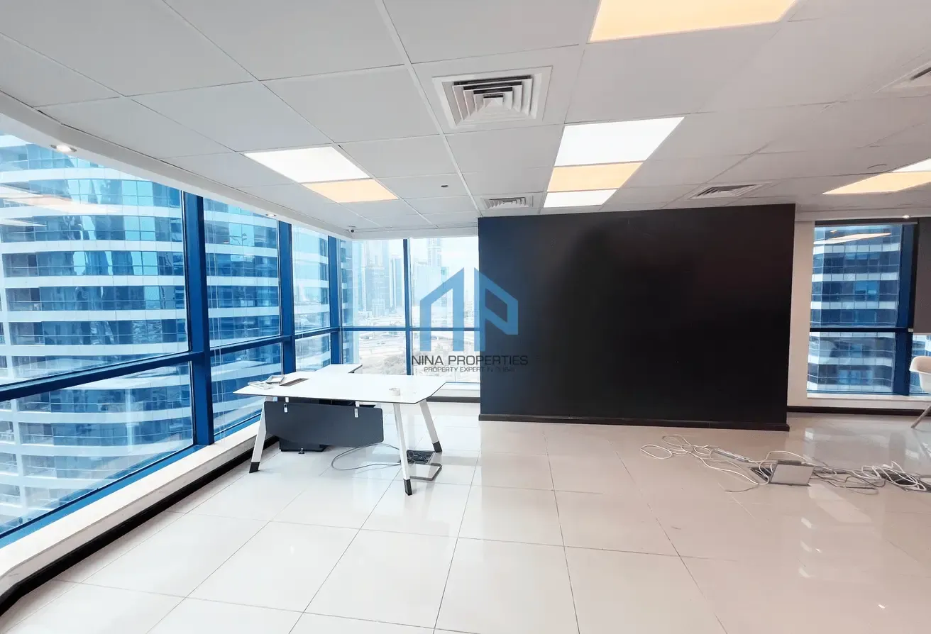 Tenanted Office | 10 Dedicated Parkings | Grade A