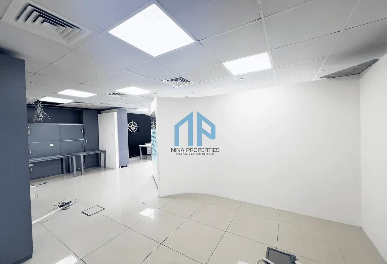 Tenanted Office | 10 Dedicated Parkings | Grade A