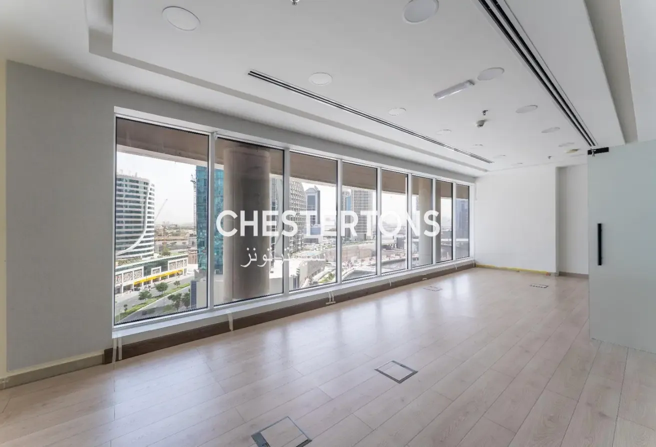 Prime Location | Canal View | Vacant