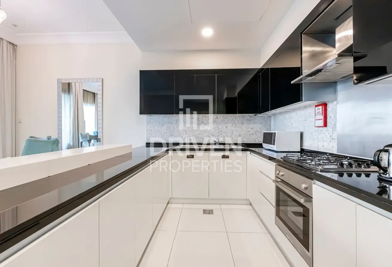 Fully Furnished | Burj Khalifa View | Vacant