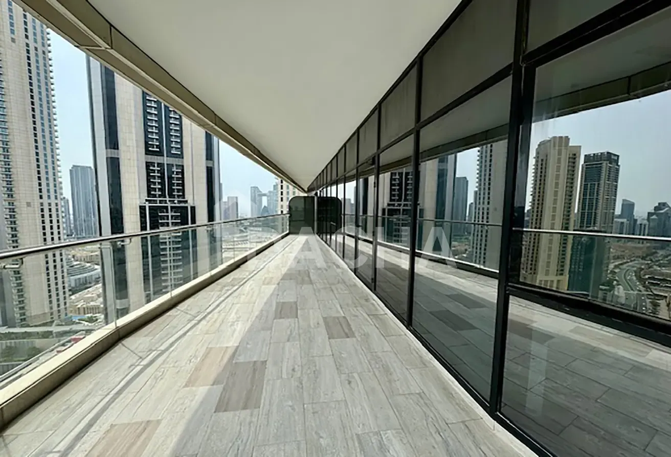 Luxuxy 2BR | Prime Location | Rented