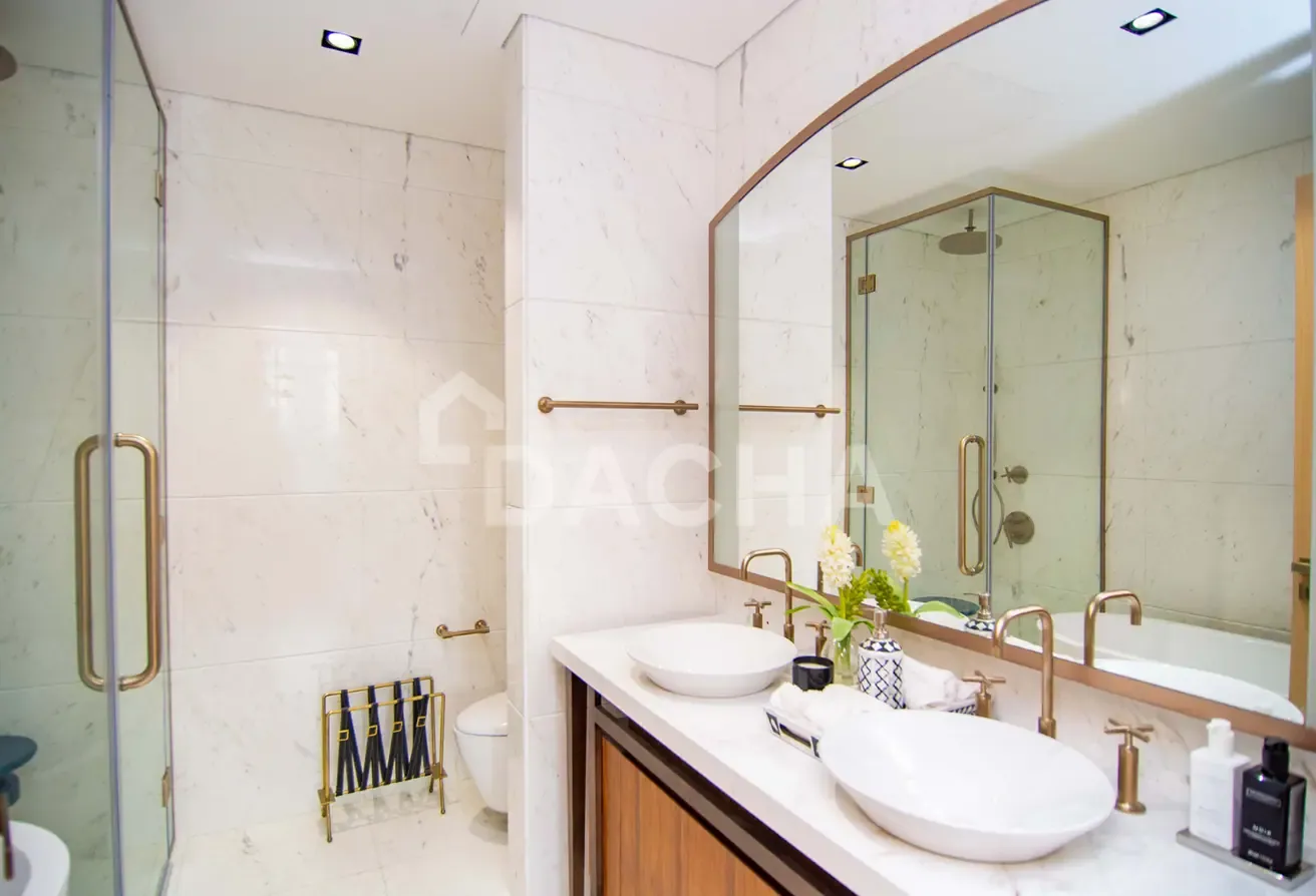 Luxuxy 2BR | Prime Location | Rented