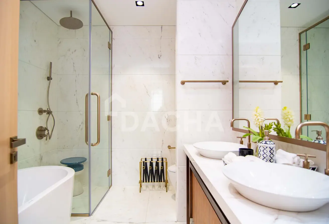 Luxuxy 2BR | Prime Location | Rented