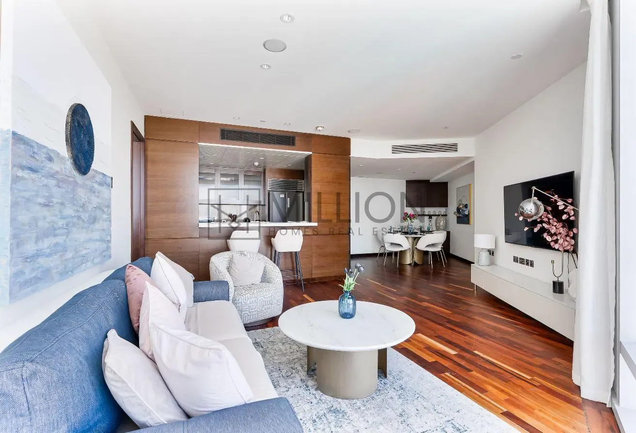 Luxury Living | Iconic Burj Khalifa | Large Layout