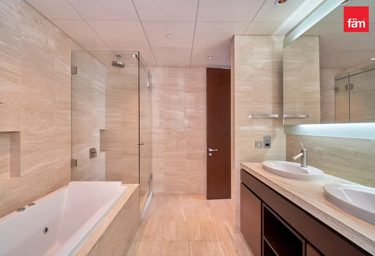 Unfurnished | Partial Fountain View | Burj Khalifa