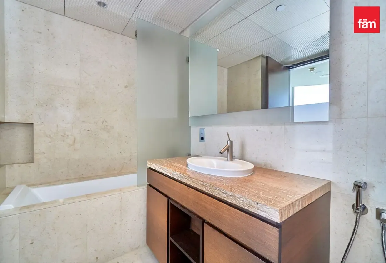 Unfurnished | Partial Fountain View | Burj Khalifa