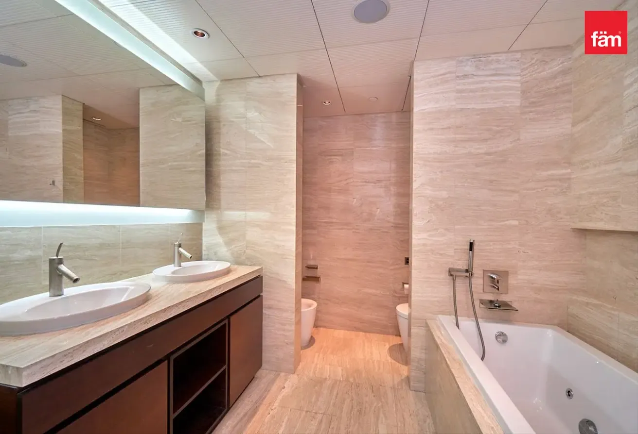 Unfurnished | Partial Fountain View | Burj Khalifa