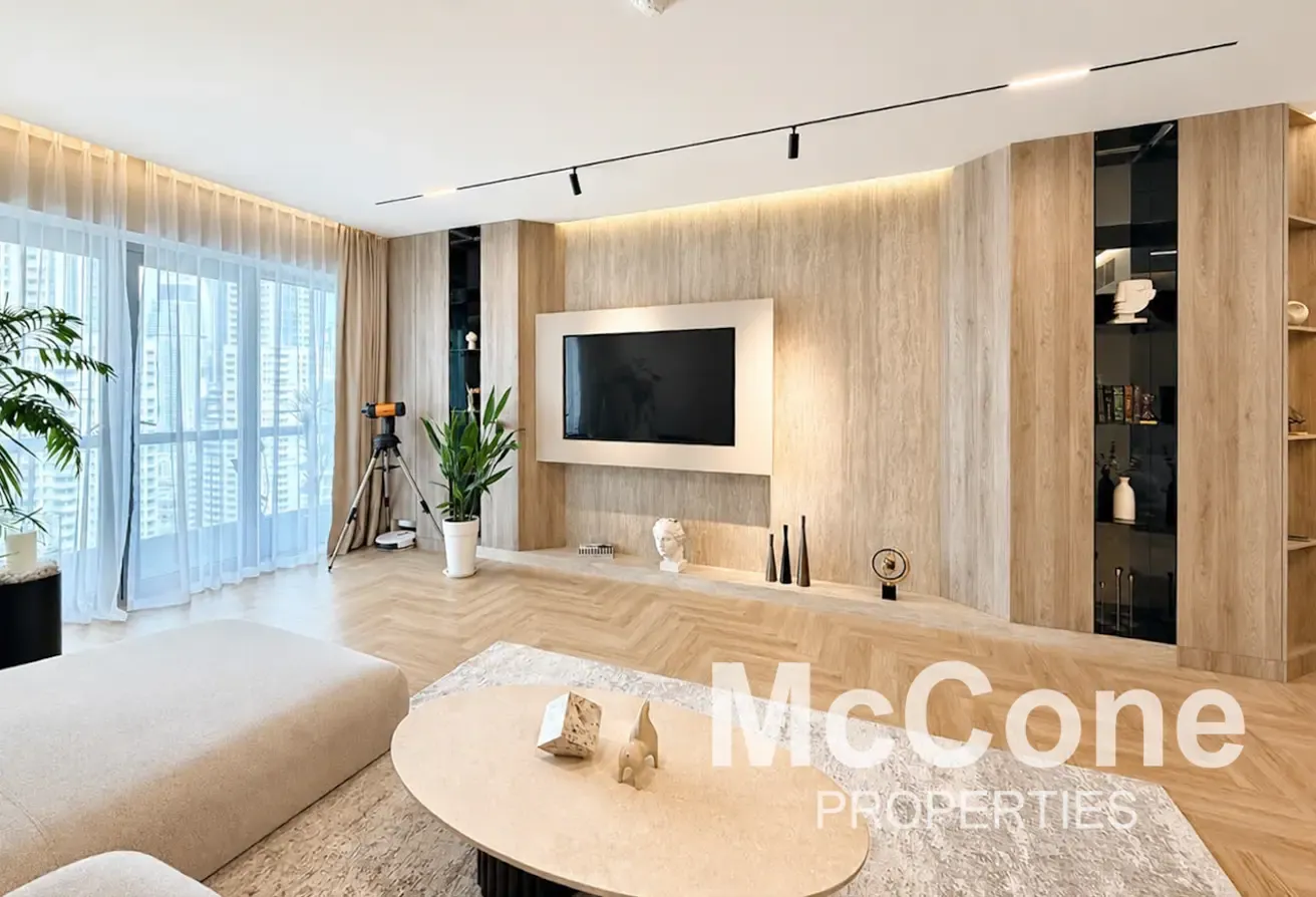 Prime Renovation | Boulevard View | High Floor