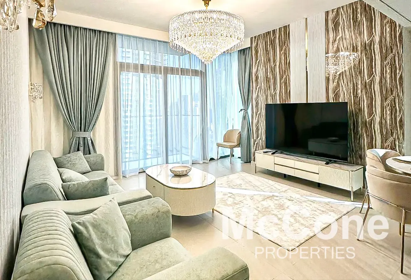 Corner | Upgraded | Boulevard & Fountain View
