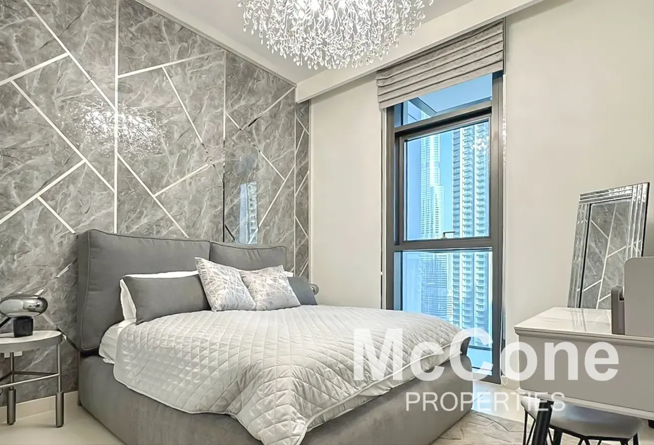 Corner | Upgraded | Boulevard & Fountain View