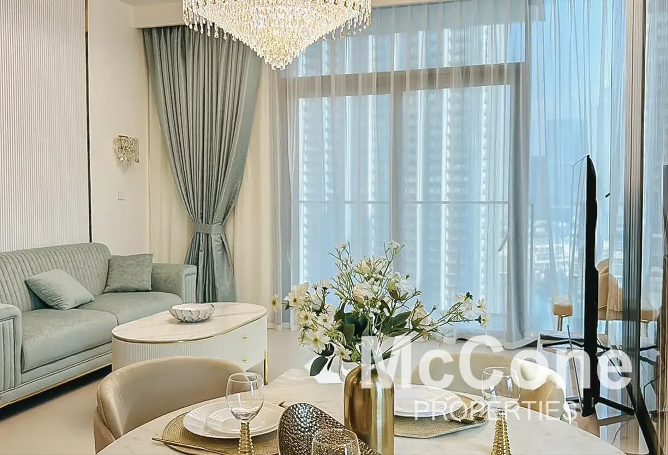 Corner | Upgraded | Boulevard & Fountain View