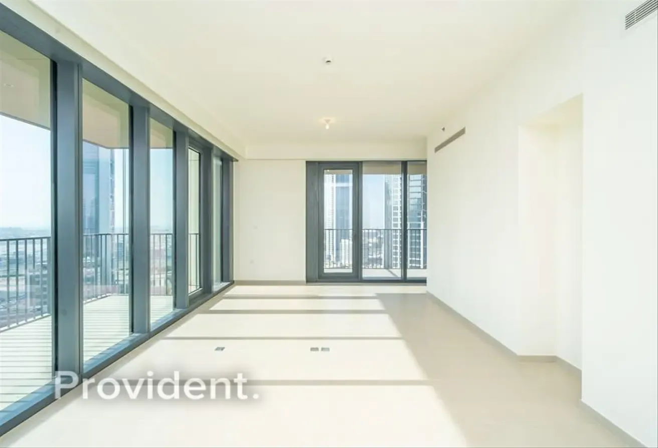 Vacant Now | 02 Layout | High Floor