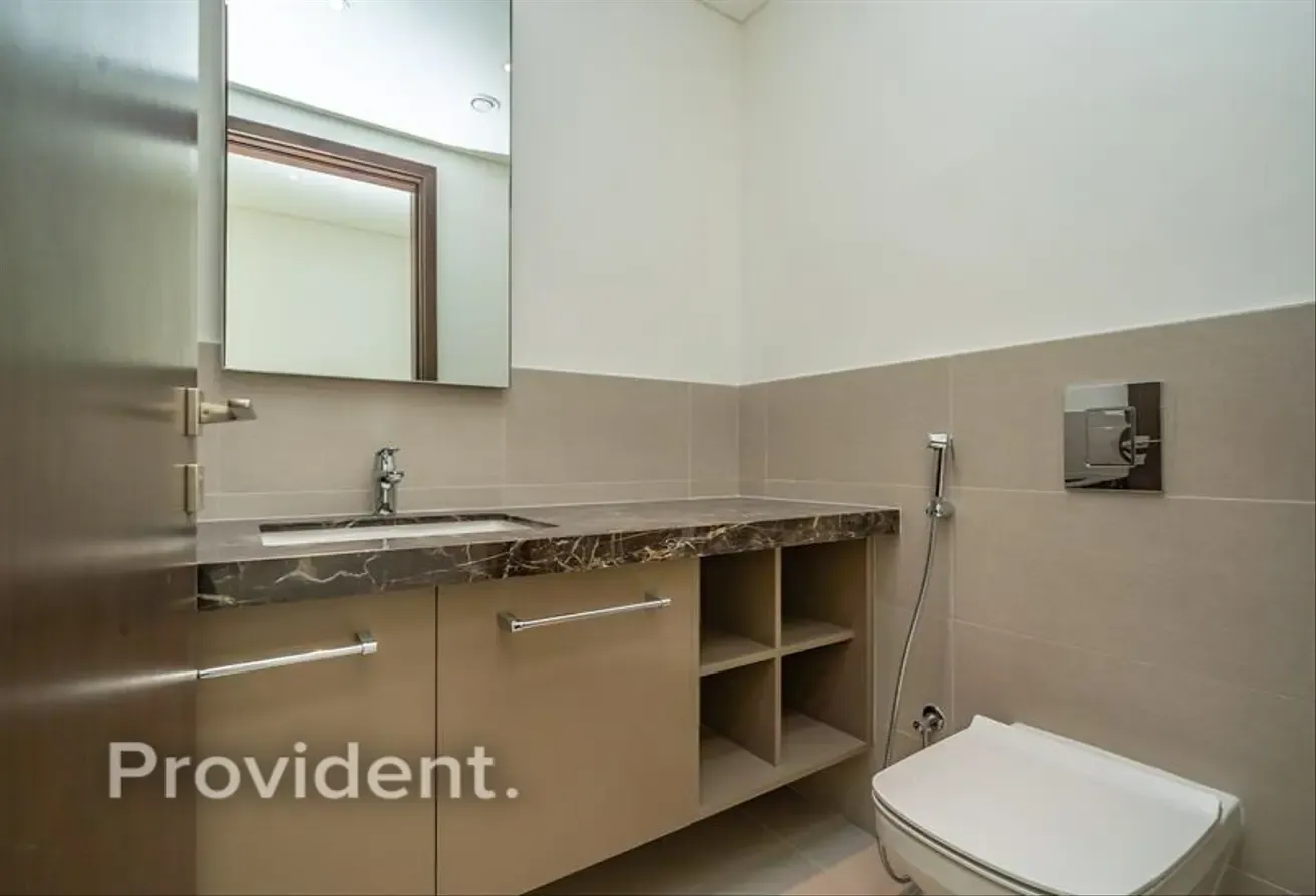 Vacant Now | 02 Layout | High Floor