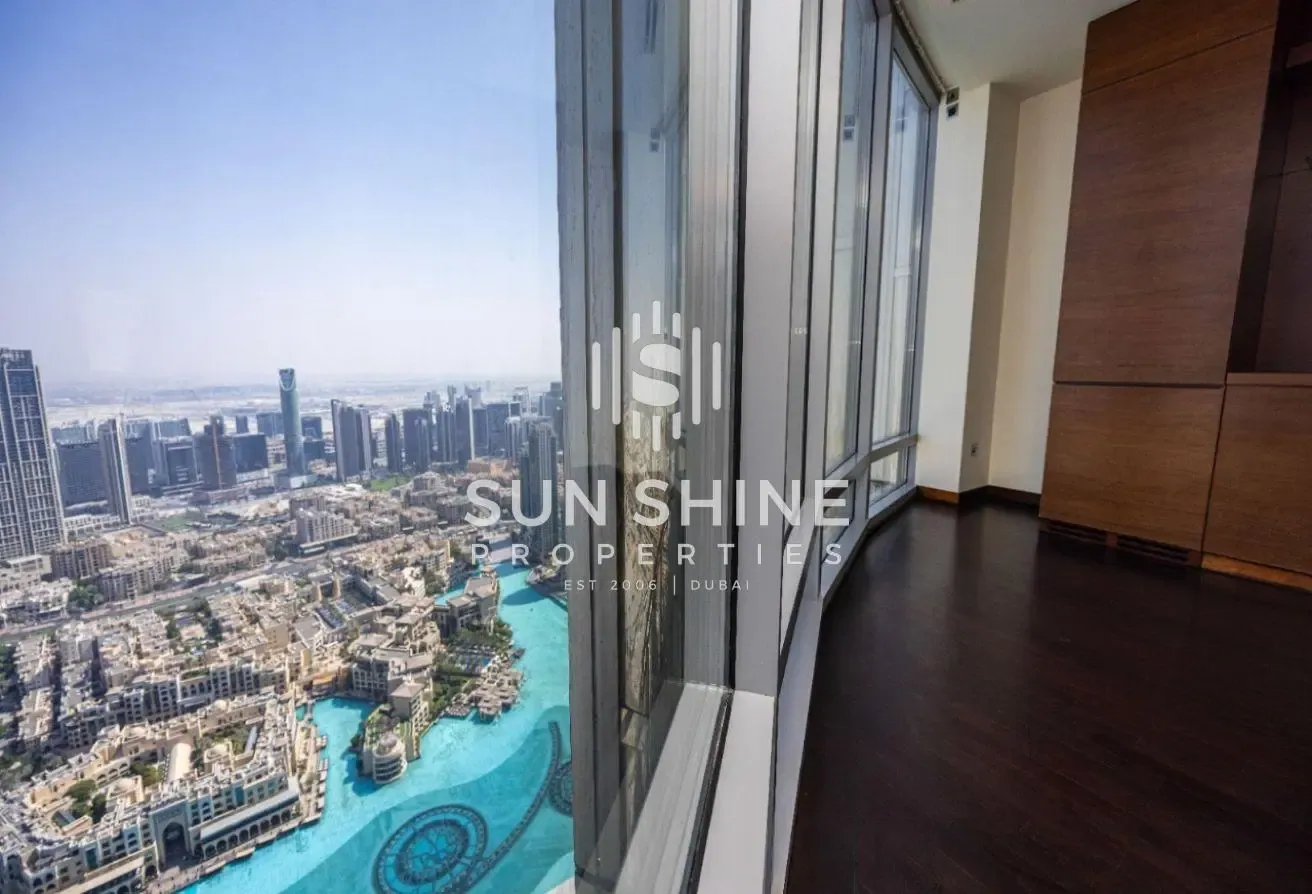 Vacant - Full Fountain View - High Floor