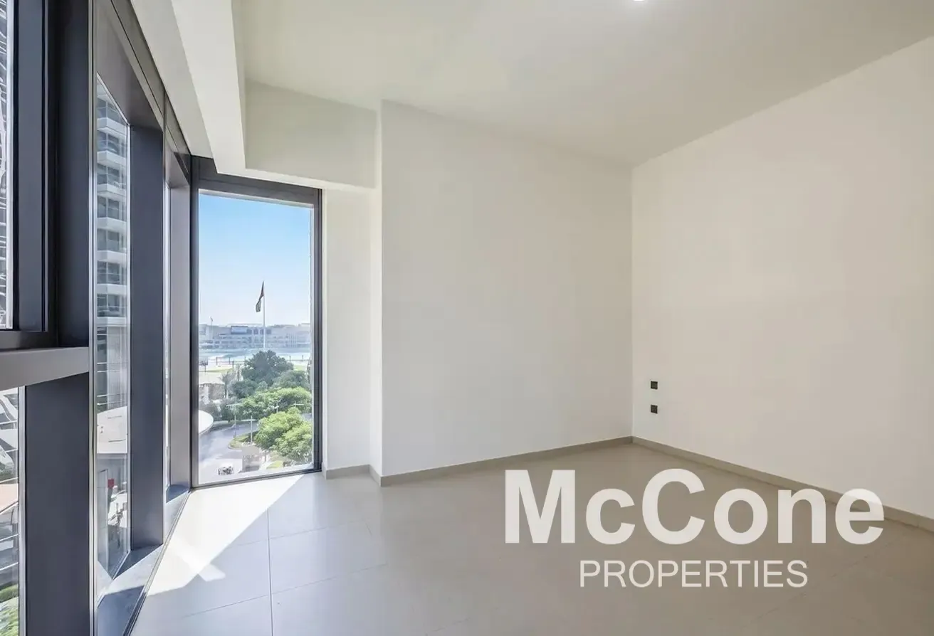 Fountain View | Brand New | Negotiable