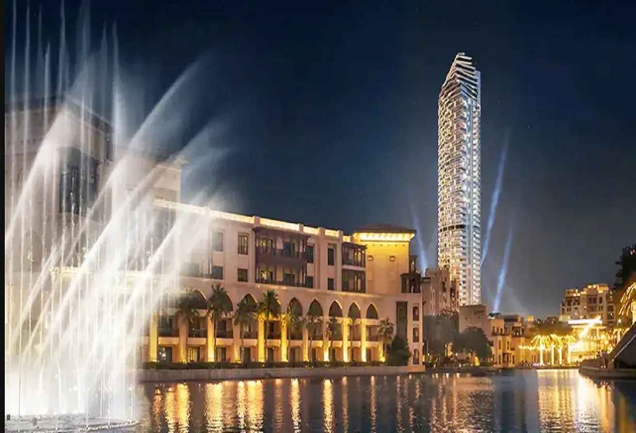 Stunning Skyline View | Spacious Elegant Living