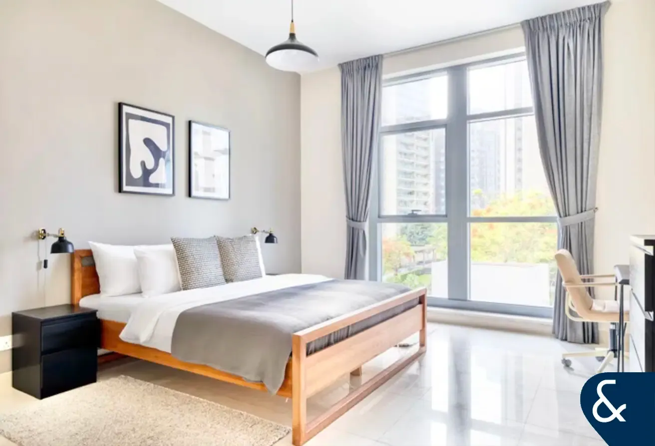 Boulevard View | Great Location | Modern