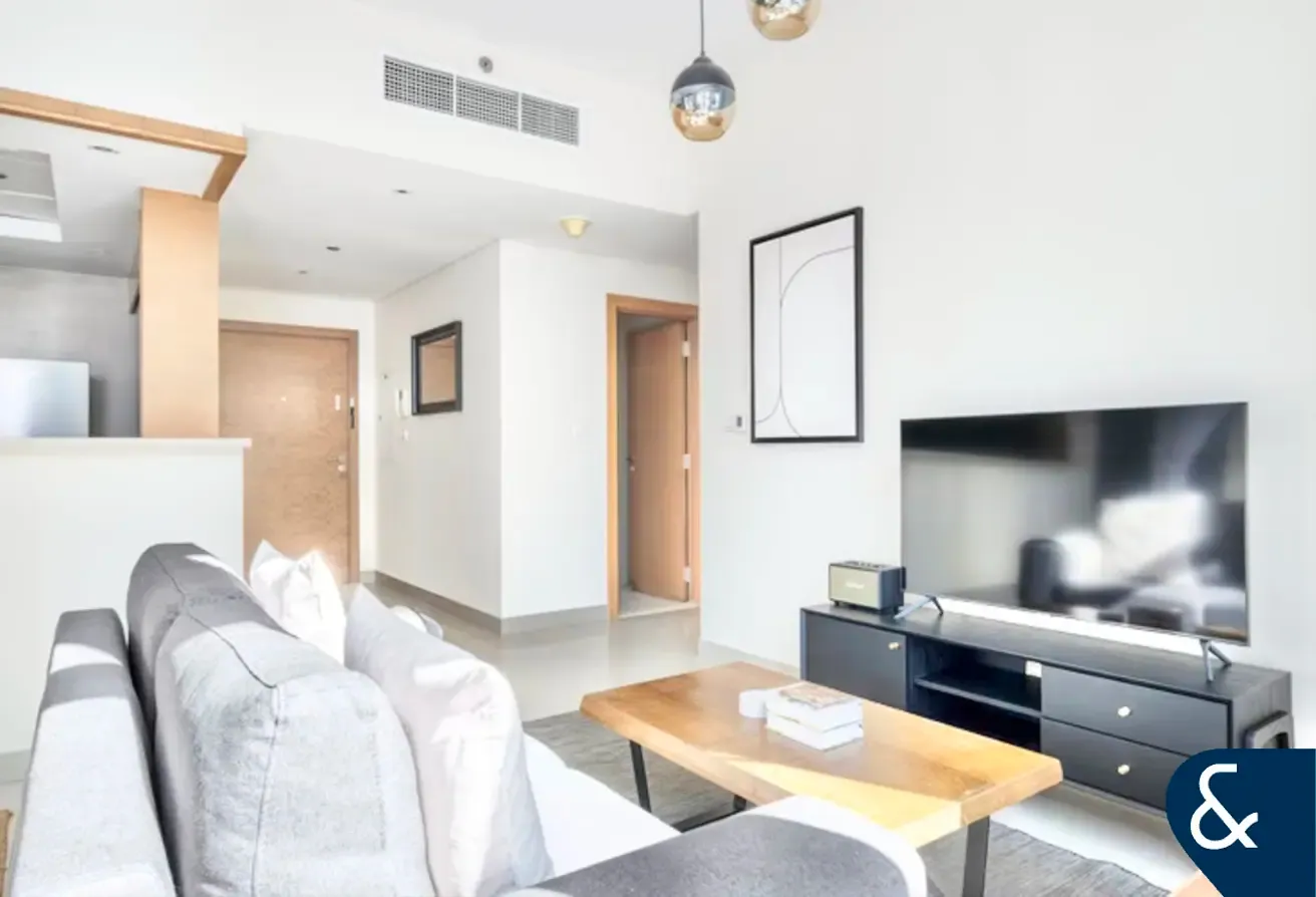 Boulevard View | Great Location | Modern