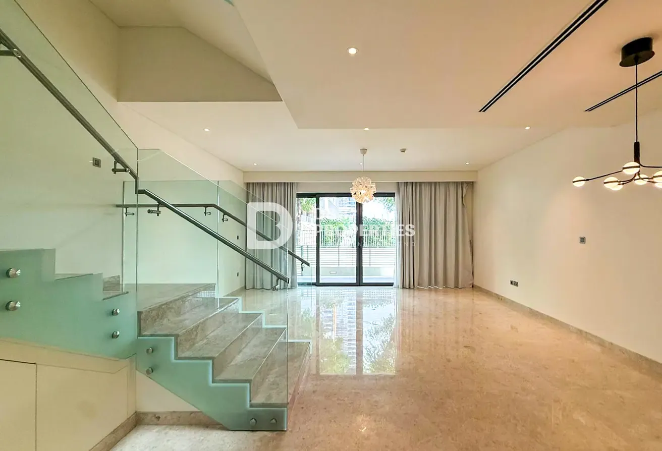 Best Price | Exclusive | Private Lift and Garden