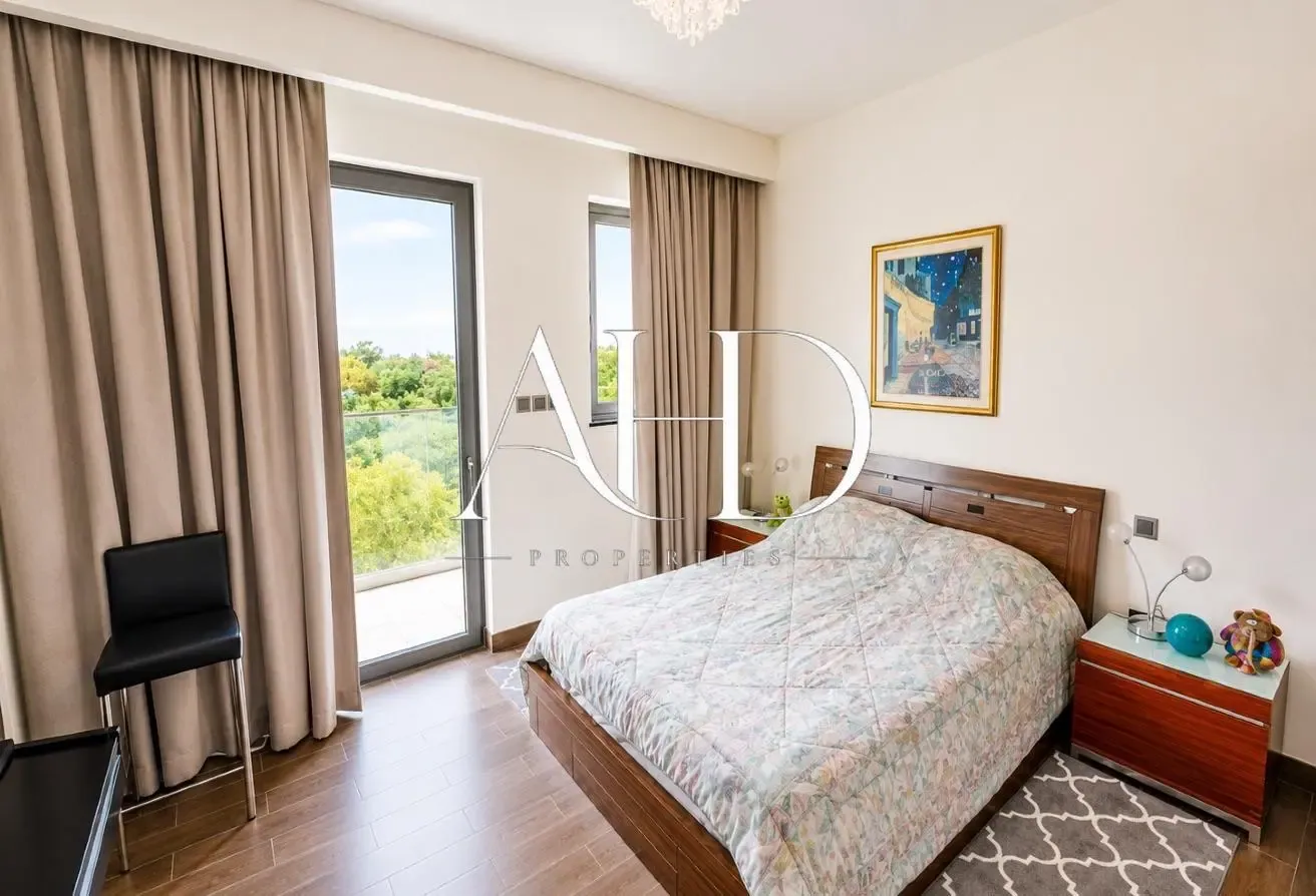 Upgraded l Fully Furnished l VOT