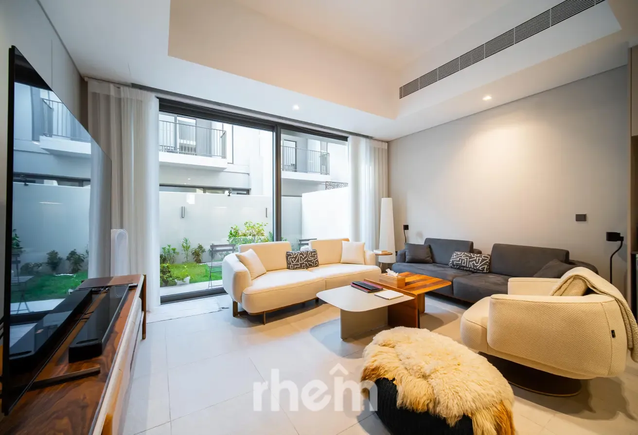 FULLY FURNISHED | VACANT SOON | VASTU